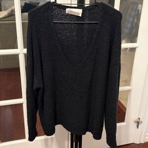 OKAKIE Black Boucle V Neck